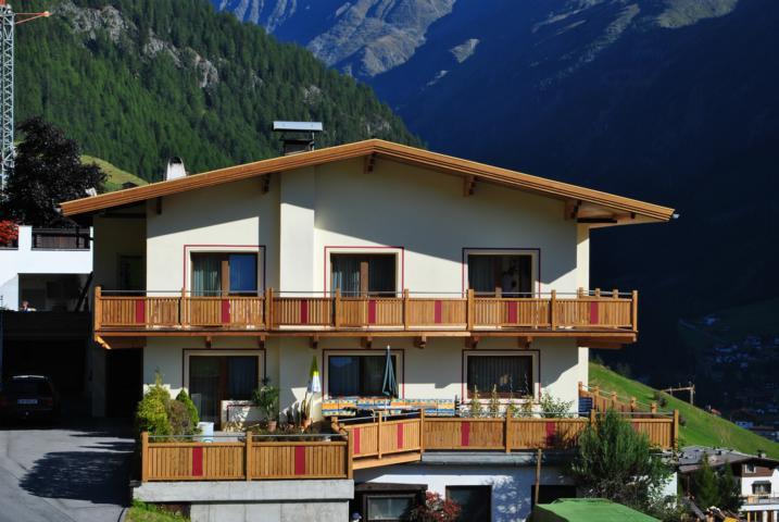 Leo, Gästehaus Appartment für 4-6 Pers. Leo, Gästehaus Appartment für 4-6 Pers.