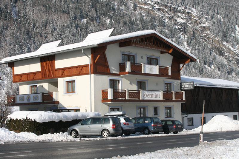 Hermine, Haus Ferienhaus für 15-21 Pers. Hermine, Haus Ferienhaus für 15-21 Pers.