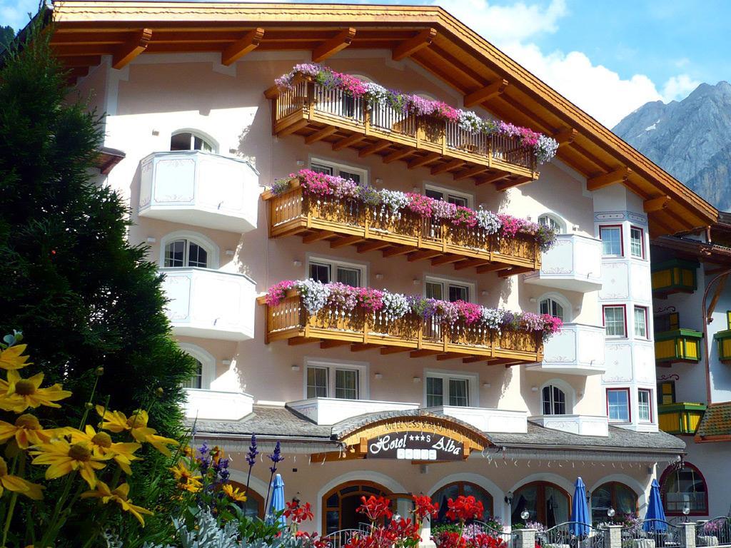 Hotel Alba Alba di Canazei Val di Fassa Trentino